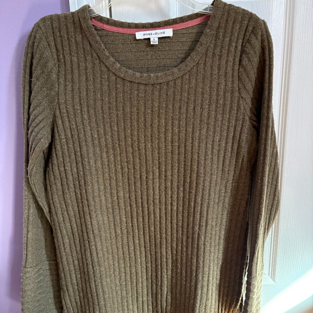 Rose & Olive Ribbed Soft Sweater-Size Small-Olive Green-Gently Worn-Like New